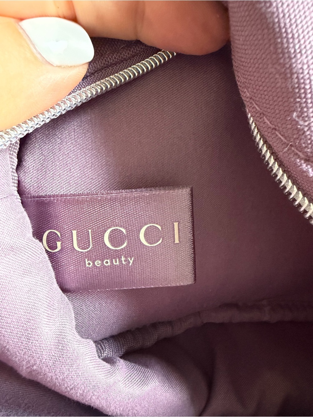 NWOT Gucci Beauty Cosmetic Pouch - Picture 7 of 8